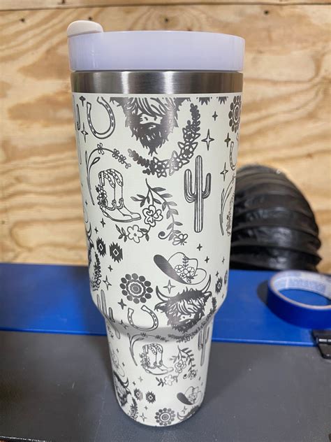 Custom Engraved 40 Ounce Tumbler Dupe Highland Cow Etsy