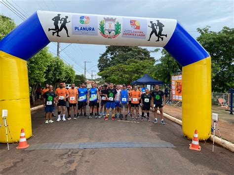 No Dia De Dezembro De Aconteceu A Corrida De Km