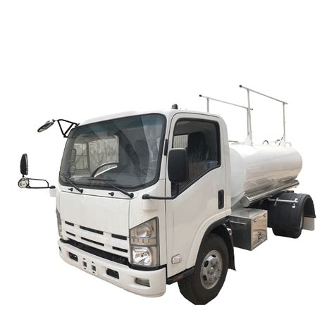 ISUZU 700P 4x2 Water Tanker China Truck International Limited