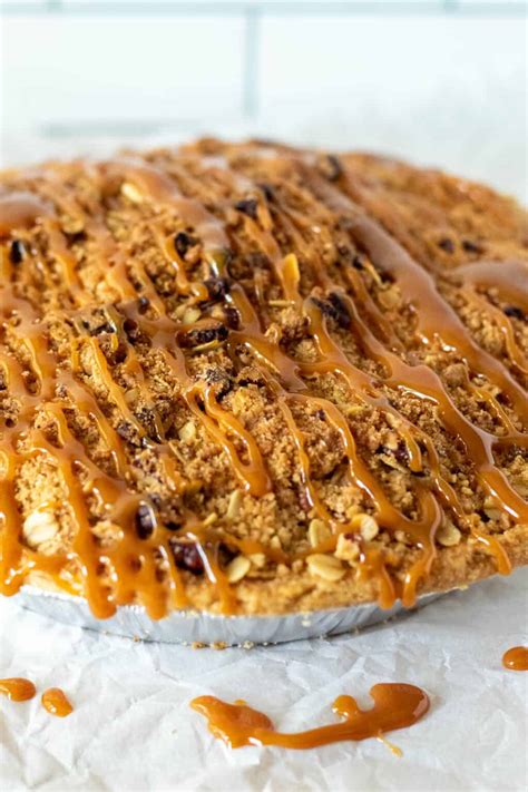 Easy Dutch Caramel Apple Pie The Hungry Bluebird