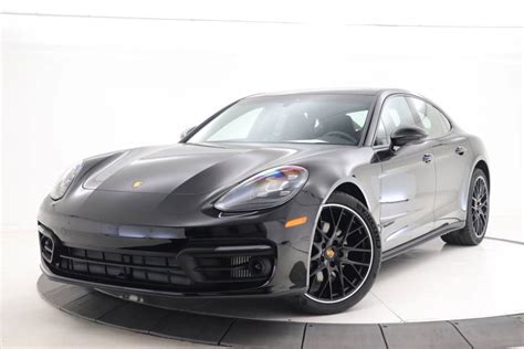 Buy new Porsche Panamera at Rusnak/Pasadena