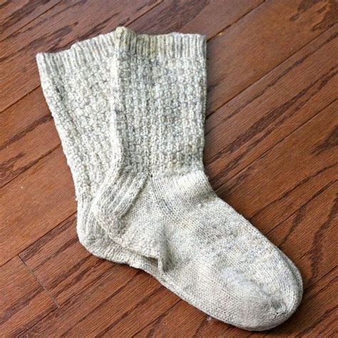 Ravelry Wool Ease Basic Socks Pattern By Emily Ivey Knitting Socks Sock Patterns Sock