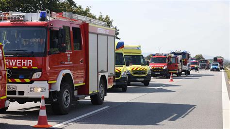 Salzenforst Unfall Auf A Sorgt F R Vollsperrung Antenne Sachsen