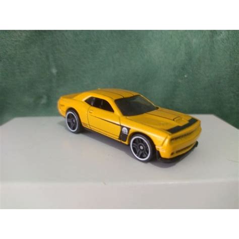 Hot wheels Dodger Challenger SRT 蝦皮購物