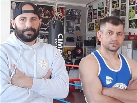 Italia De La T Ietor De Lemne La Boxer Profesionist Povestea Lui