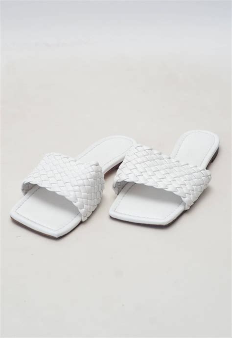 Bottega Veneta Bottega Veneta Leather Intrecciato Flat Slides Made In