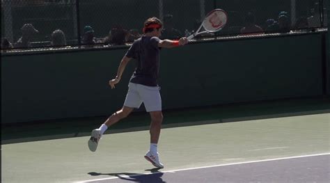 Roger Federer Backhand In Super Slow Motion 5 - Indian Wells 2013 - BNP ...