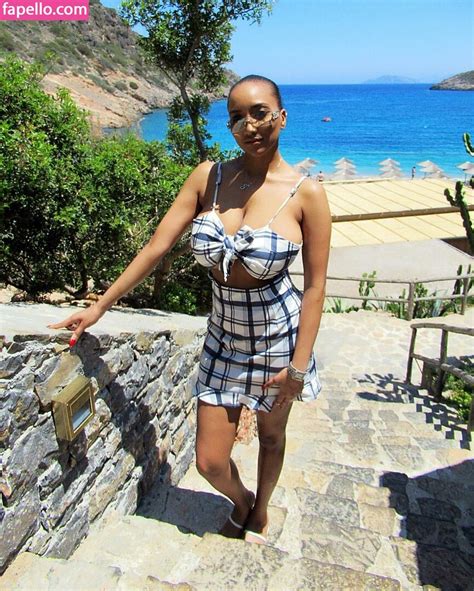 ShayLiving Nude Leaked OnlyFans Photo 84 Fapello