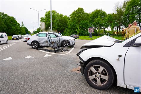 Autos Botsen Op Kruising Ringbaan Noord Nederweert24