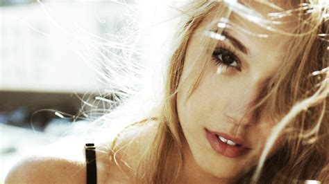 1920x1080 Alexis Ren Blonde Face Wallpaper  Coolwallpapersme