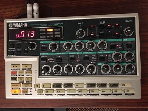 MATRIXSYNTH YAMAHA DX200 Loop Factory FM Synthesizer Module