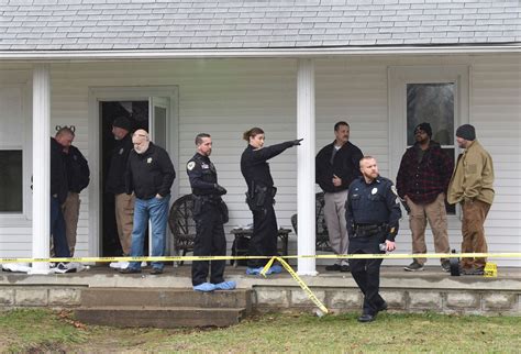 Police 3 Dead 1 Wounded In Shooting At Kentucky Home The Seattle Times