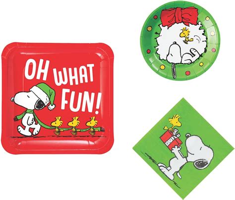 Peanuts Christmas Snoopy Party Supplies Serves 8 Snoopy