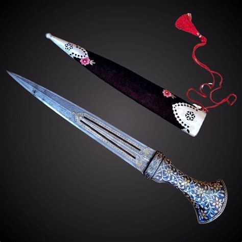 The Indo Persian Dagger A Masterpiece Of Art And Warfare By Shreeji