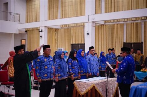 Bupati Suhatri Bur Lantik Pejabat Pimpinan Tinggi Pratama