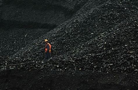 Glencore mulls shutting down South African coal mines, lay offs ...