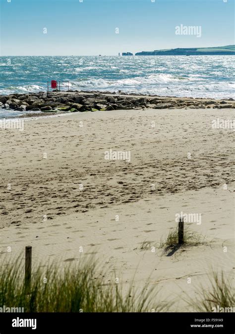 Sandbanks beach resort hi-res stock photography and images - Alamy