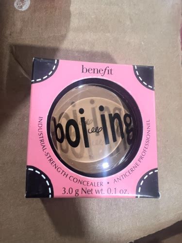 BENEFIT Boi Ing Industrial Strength Concealer 04 MEDIUM 0 1 Oz New In