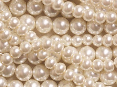 pearls  precious cuttings  jewellers