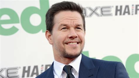 Mark Wahlberg Bio Wiki Age Movies Wife Net Worth Height And Children