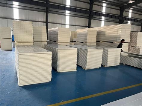 Galvanised Insulated Puf Wall Panel For Industrial Thickness Mm