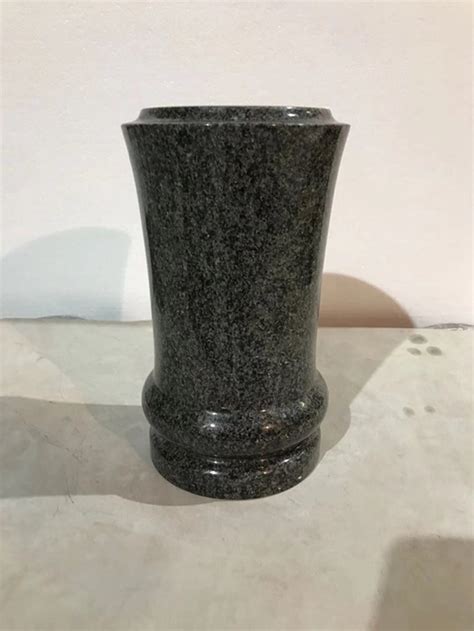 Nero Impala Granite Imported Stone Vase China Professional Tombstone