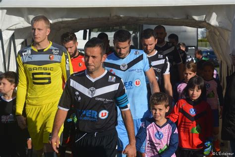 Football CFA Rennes trop fort pour les Voltigeurs L Éclaireur de