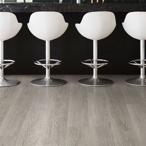 Polyflor Camaro Rigid Core Naked Blond Oak Herringbone RPQ