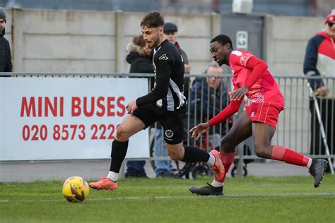 Hayes Yeading Fc And Dorchester Town Fc Dorchester Town Flickr