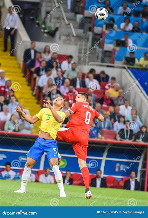 Reprezentacja Brazylii W Pi Ce No Nej M Czyzn Casemiro I Strajk