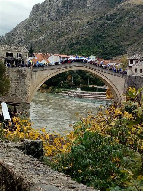 U Mostaru obilježena godišnjica rušenja Starog mosta