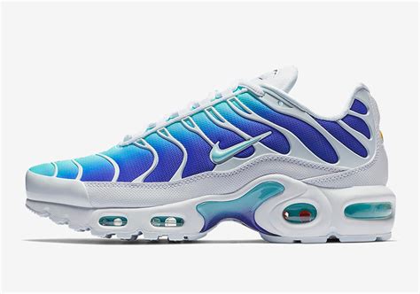 Nike Air Max Plus Se Bleached Aqua Aq Sneaker Style