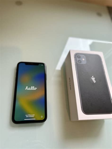 Apple iPhone 11 64 GB Black ODLIČNO STANJE