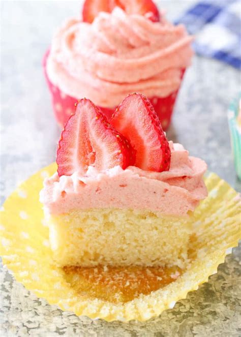 Best Ever Fresh Strawberry Frosting Barefeet In The Kitchen