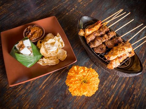 4 Must Try Balinese Dishes Dining Ubud Bali Food Fun Travel