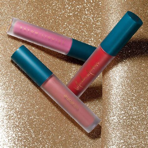 Batom Líquido Nude Marília Mendonça By Océane Liquid Lipstick Charm g Batom Magazine Luiza