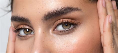 How To Glue Down Your Eyebrows In 6 Steps Loréal Paris