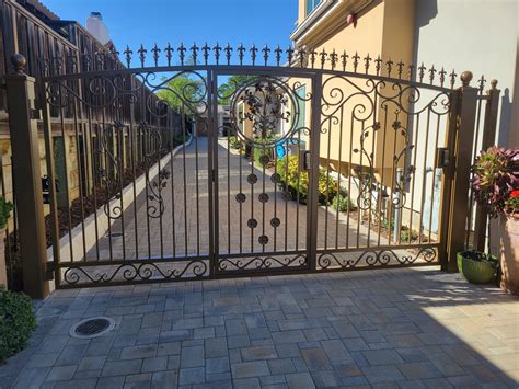 Professional Gate Repair Near Me Services Rna Automatic Gates