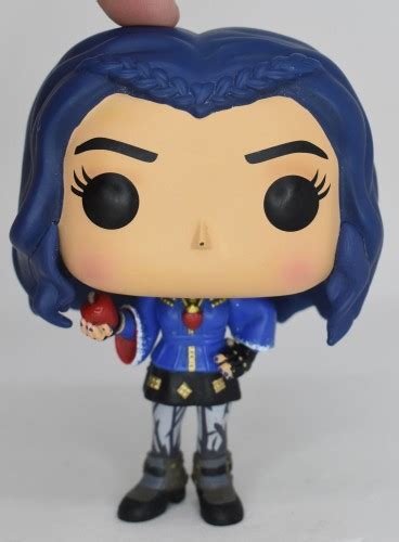 Funko Pop Evie Pequenos Detalhes Disney Descendants 194