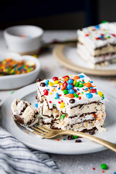 Ice Cream Sandwich Cake Just 5 Ingredients The Seasoned Mom