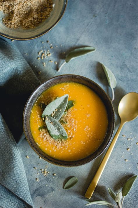 Soupe De Courge Butternut Aux Lentilles Corail