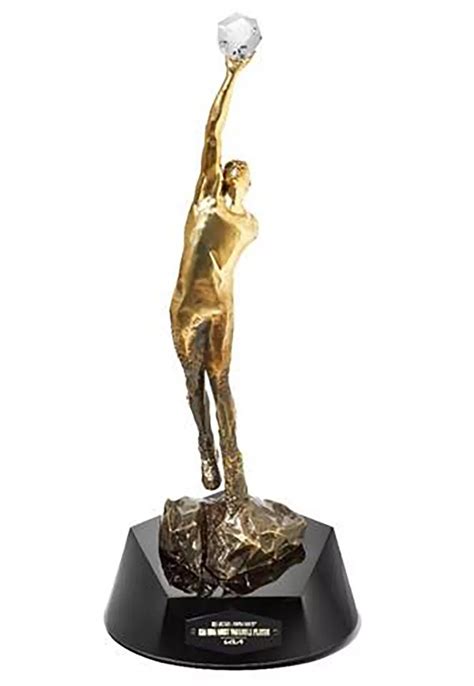 NBA UNVEILS THE MICHAEL JORDAN TROPHY - In Play! magazine