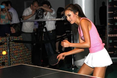 Celebrities Hit The Tables For Charity Wsj