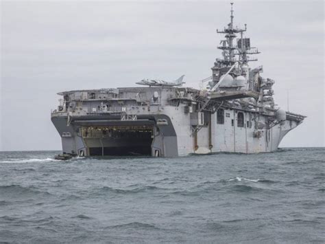 Crs Report Details Us Navy Light Amphibious Warships Plans Naval