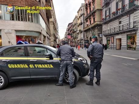 Covid Oltre Controlli Gdf Tra Napoli E Provincia Campania Ansa It