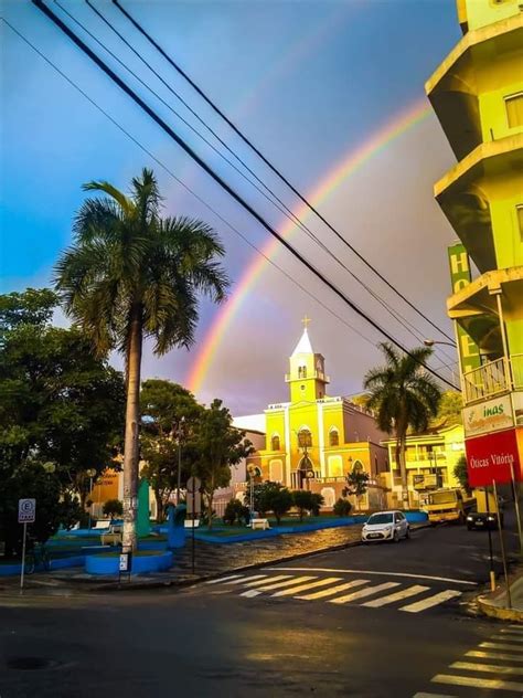 Imagem Do Dia Arco íris duplo é fotografado em vários ângulos pelos