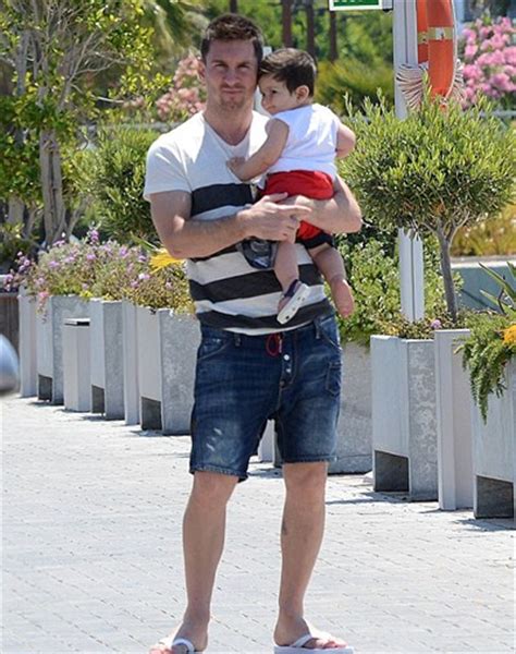 Lionel Messi Body Measurements Height Weight Shoe Size Age Stats Family