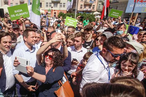 Wybory Prezydenckie Trzaskowski Zaprasza Na Poniedzia Ek Do