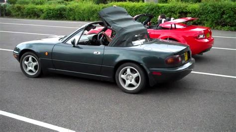 The Great Mazda Mx 5 Roof Race Parkers Youtube