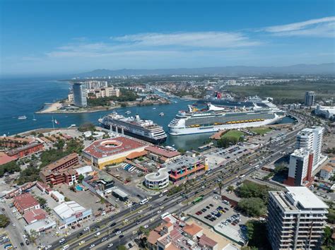 Se Registra Triple Arribo De Cruceros En Puerto Vallarta